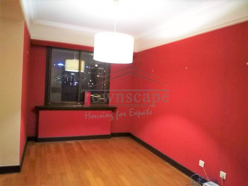  Spacious 2BR Apartment w/Potential in French Concession