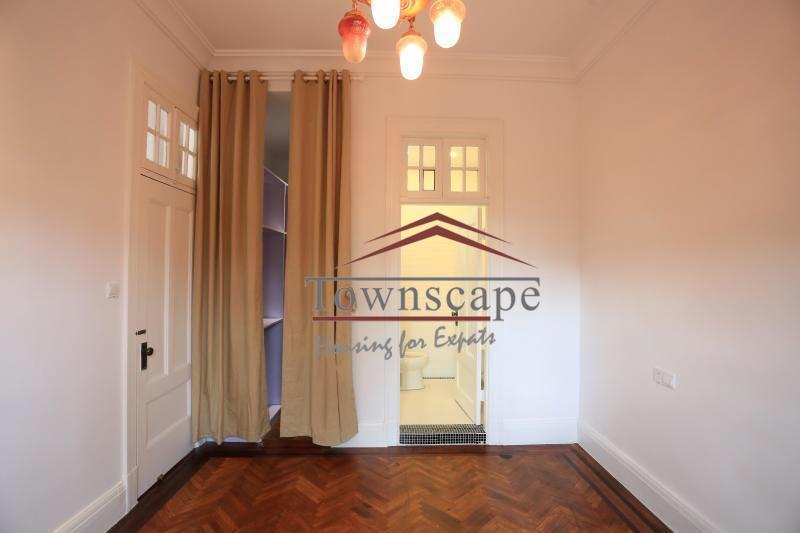  Beautiful 3BR Apartment in Xintiandi