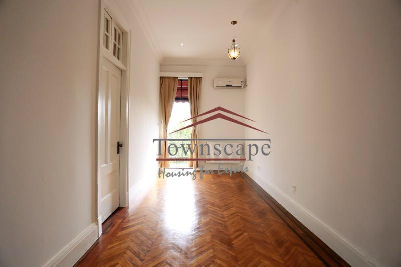  Beautiful 3BR Apartment in Xintiandi