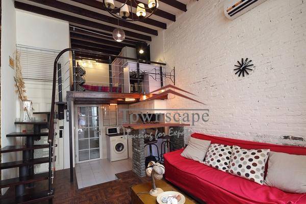  Stylish Loft Apartment with Patio in French Concession