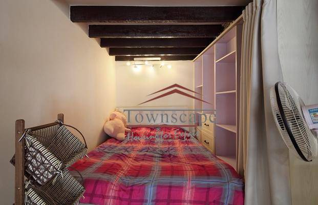  Stylish Loft Apartment with Patio in French Concession