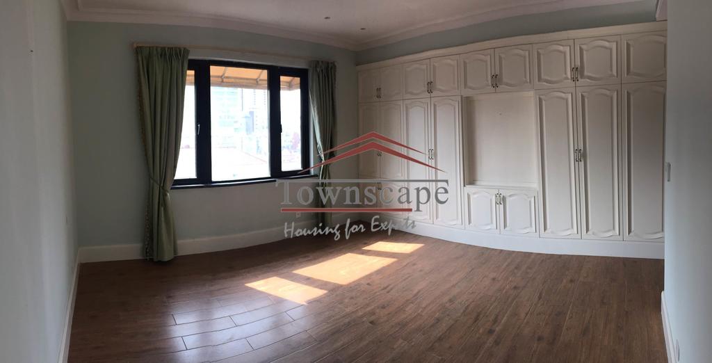  Outstanding 3BR Apartment at Zhongshan Park