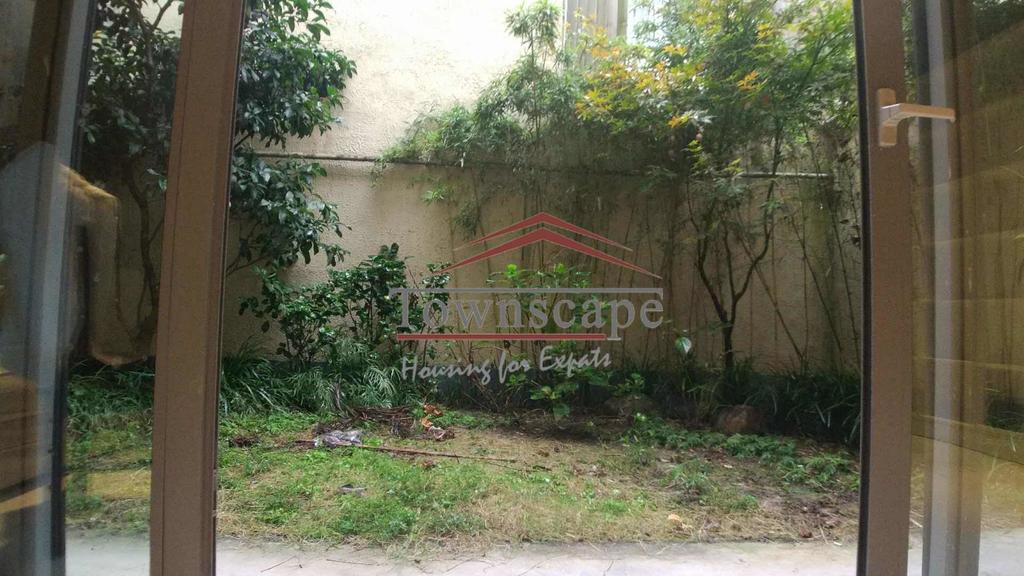  Modernized 4BR Lane House with Garden in French Concession