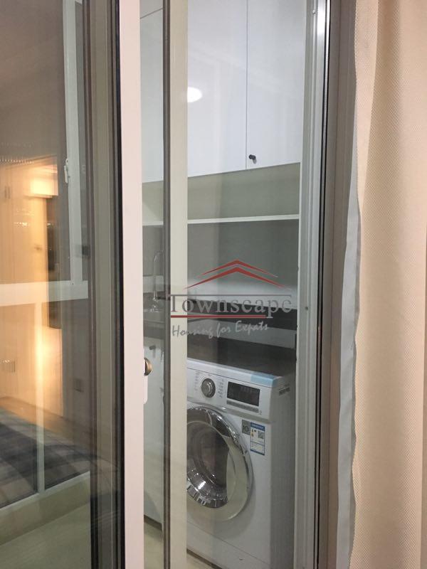  Modern 2BR Apartment with Floor-Heating nr West Nanjing Road