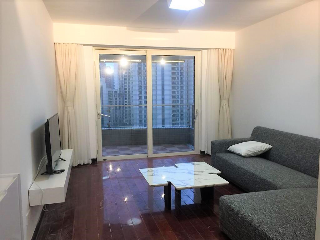  Modern 2BR Apartment in Xintiandi