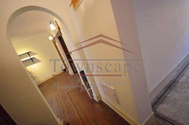  2BR Old House in Quiet Street near Jiashan Market