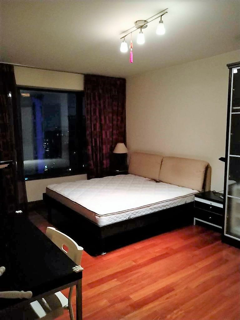  Spacious High-Floor Apartment in Xujiahui