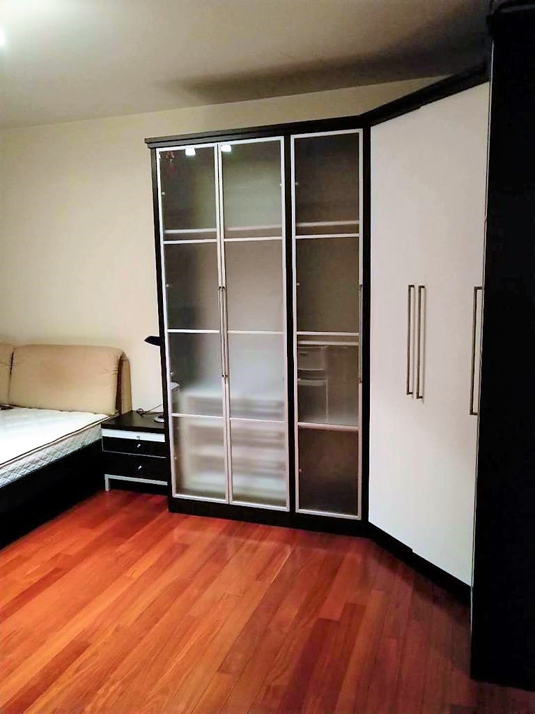  Spacious High-Floor Apartment in Xujiahui