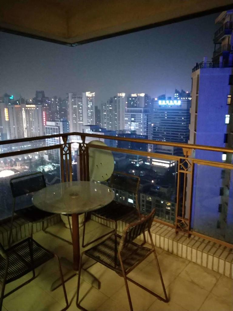  Spacious High-Floor Apartment in Xujiahui