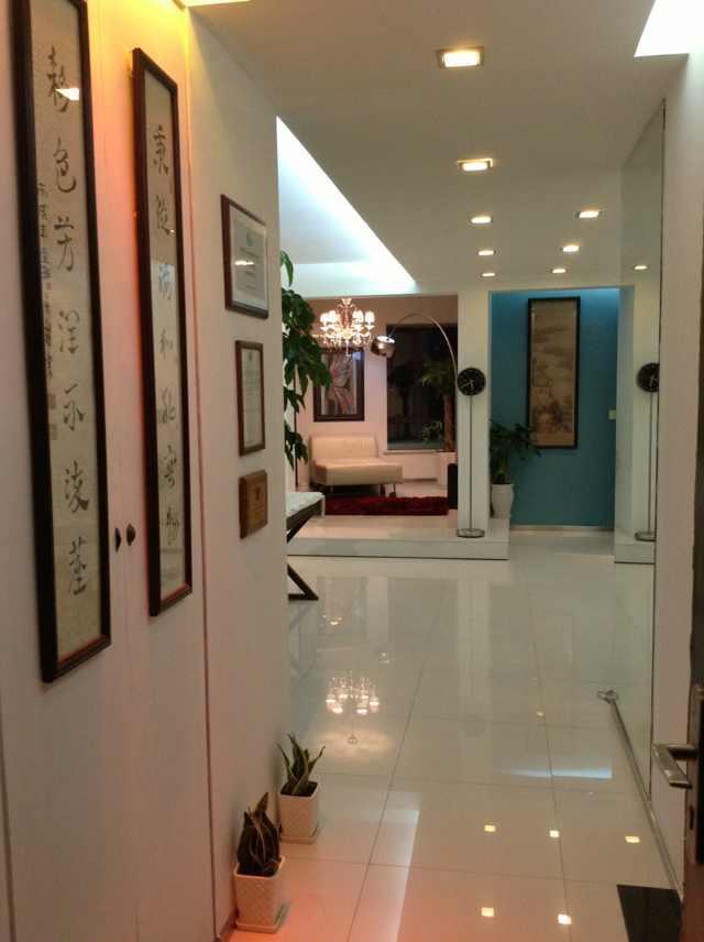  Modern 3BR Apartment for Rent near Tianzifang