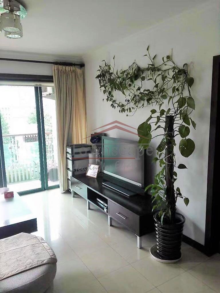  Sunny 2BR Apartment in Downtown near Anfu Road