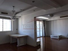  Spacious, Modern 2BR Apartment near IAPM in French Concession