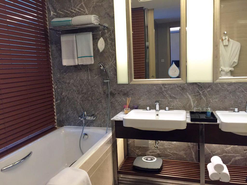  Upmarket Service Apartment 2BR,140sqm in Hengshan Road