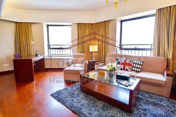  Spacious Service Apartment in Jing an