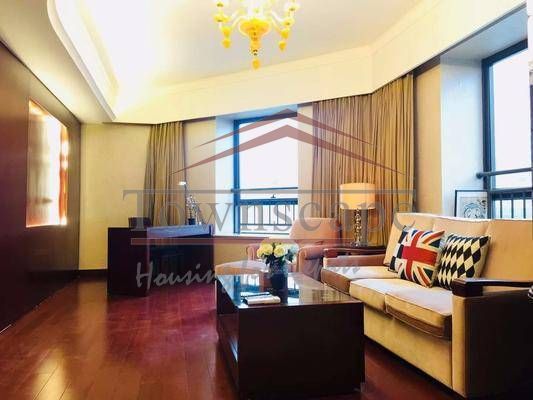  Spacious Service Apartment in Jing an