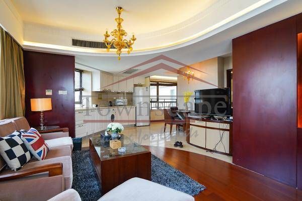  Spacious Service Apartment in Jing an