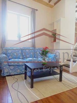  Bright Lane House Studio with Balcony nr Sinan Mansions