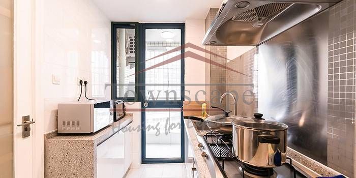  Bright 2BR Apartment beside Zhongshan Park