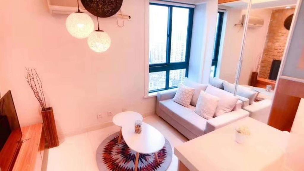  Good 1BR Apartment for Rent in Xujiahui