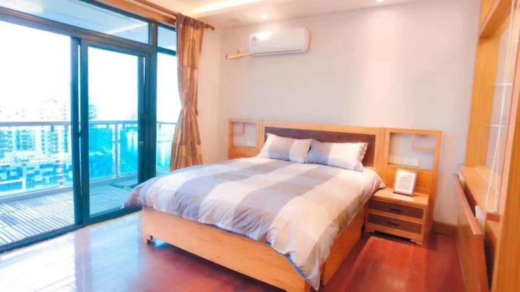  Good 1BR Apartment for Rent in Xujiahui