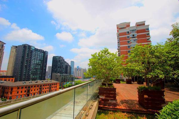  Bright 1BR Suzhou Creek nr People Square