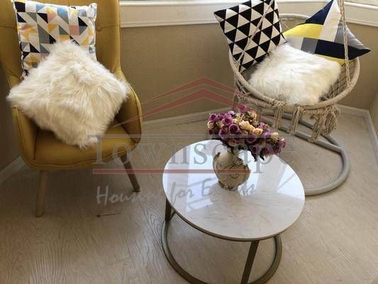  Stylish 2BR Apartment for Rent in Jingan District