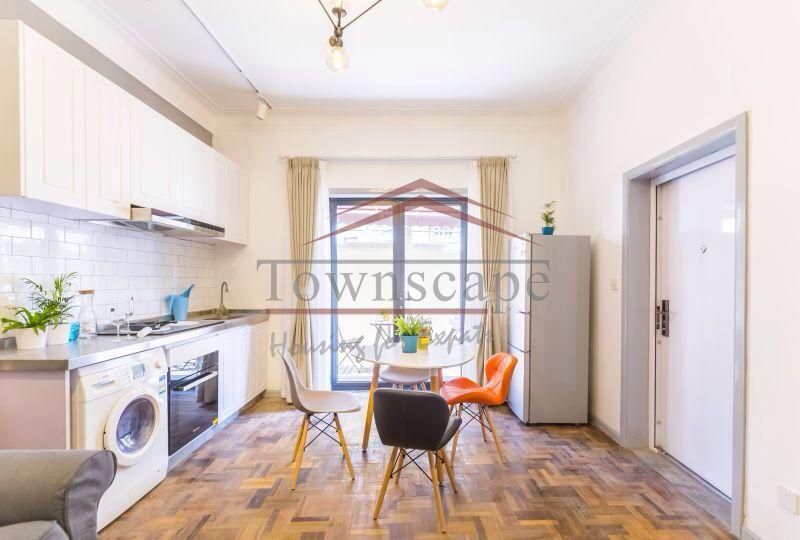  2BR Apartment with Patio in French Concession