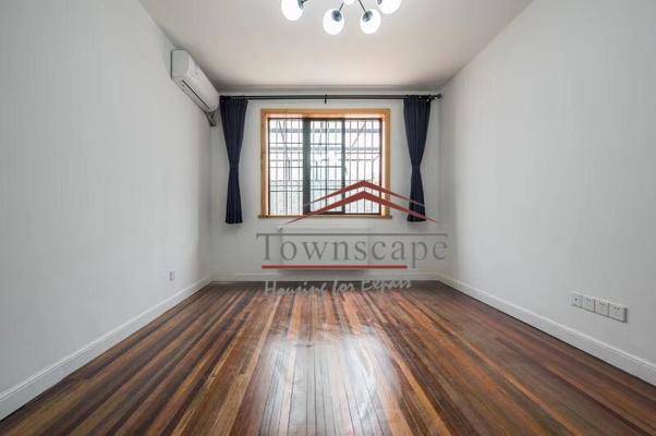  Superb 2BR Apartment with Yard in former French Concession