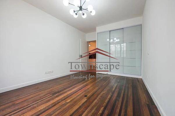  Superb 2BR Apartment with Yard in former French Concession