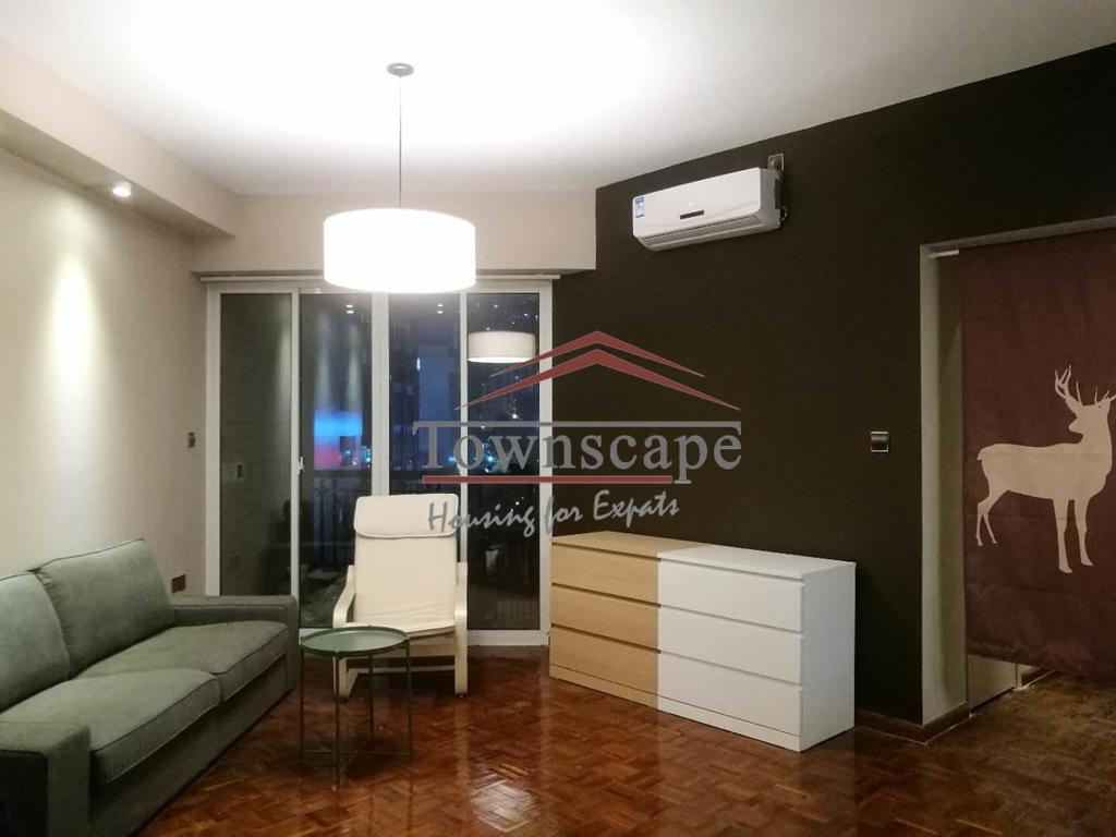  Modern 2BR Apartment in Xujiahui