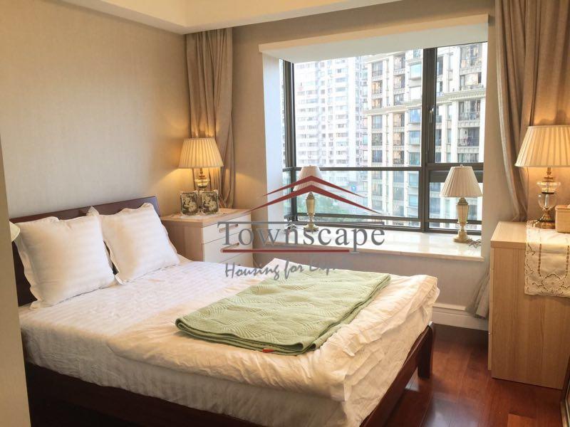  High End 2BR Apartment near Jiashan Market