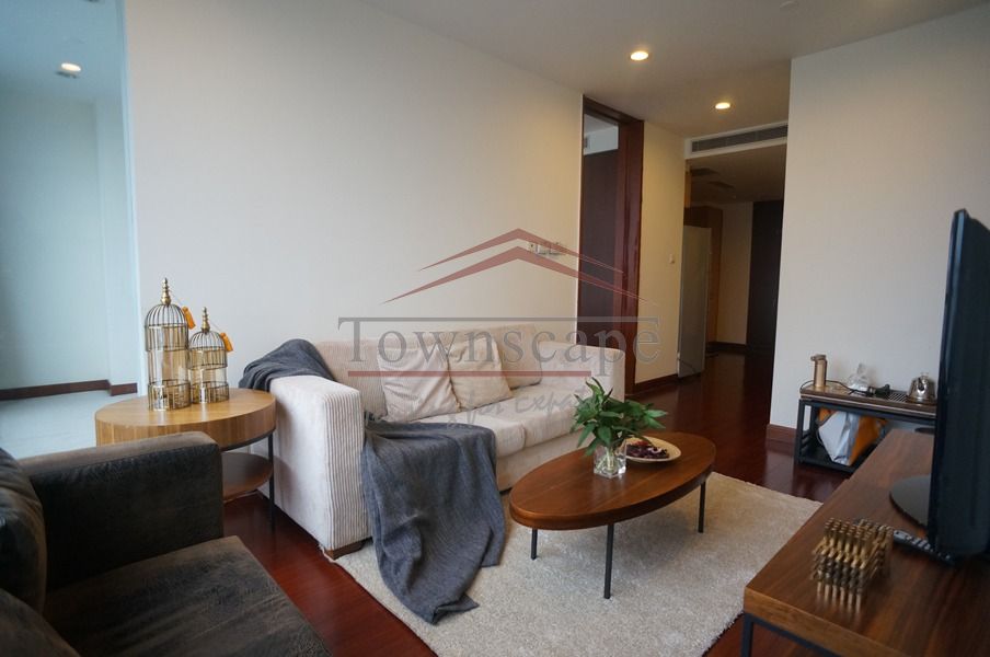  Modern 1BR Apartment for Rent