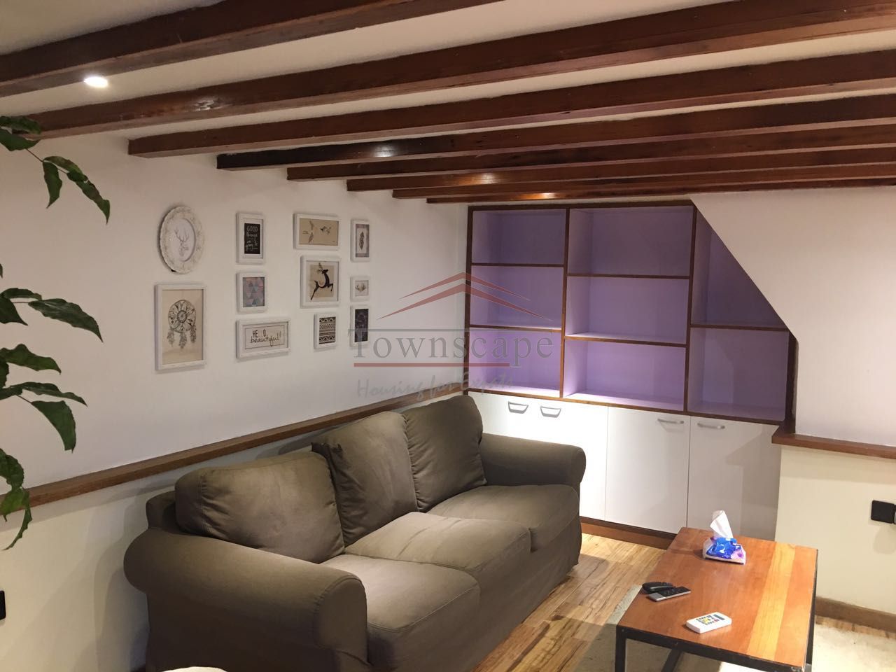  1BR Loft with Shikumen Entrance and Yard