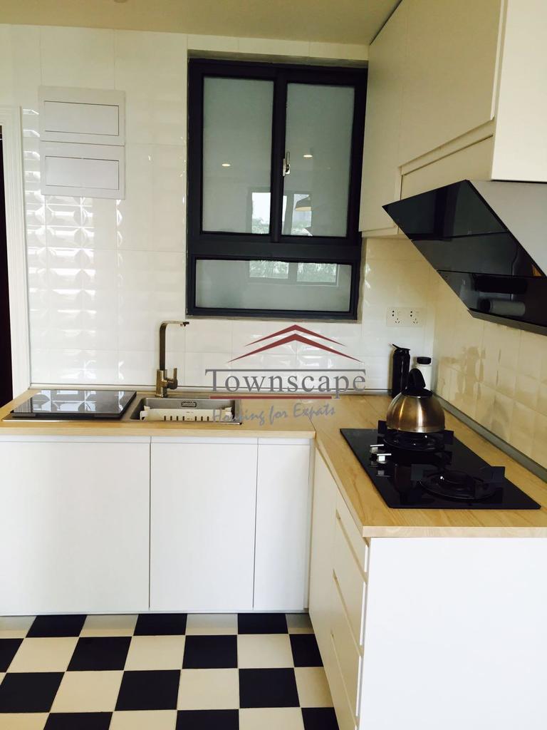  Newly Renovated 1BR Apartment nr Jingan Temple