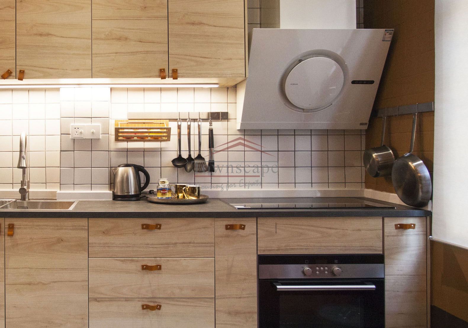  Beautiful 1BR Apartment with Floor Heating in FFC