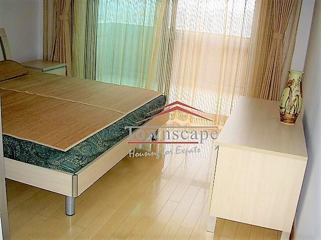  Ample 2BR Apartment in Green City