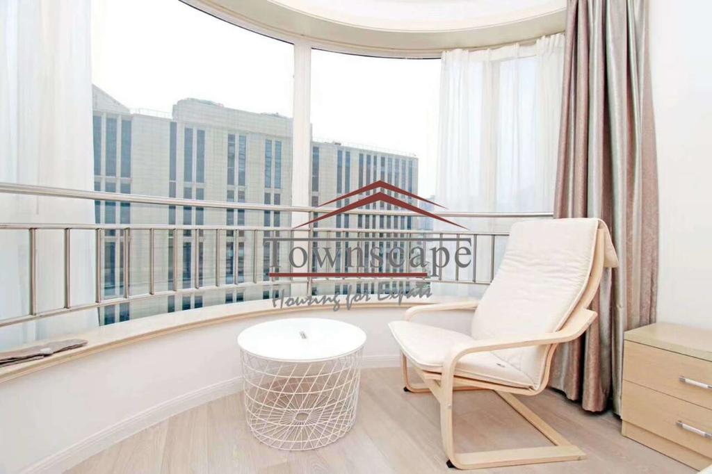  Bright 1BR Apartment for Rent in Jingan