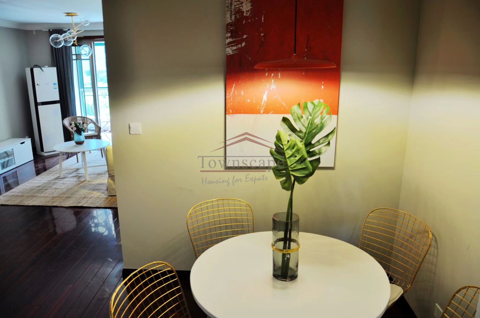  Homey 2BR Apartment in Shanghai Downtown area