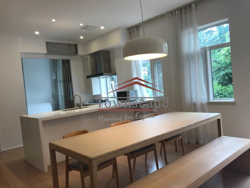  Ample 3BR Apartment in Xintiandi