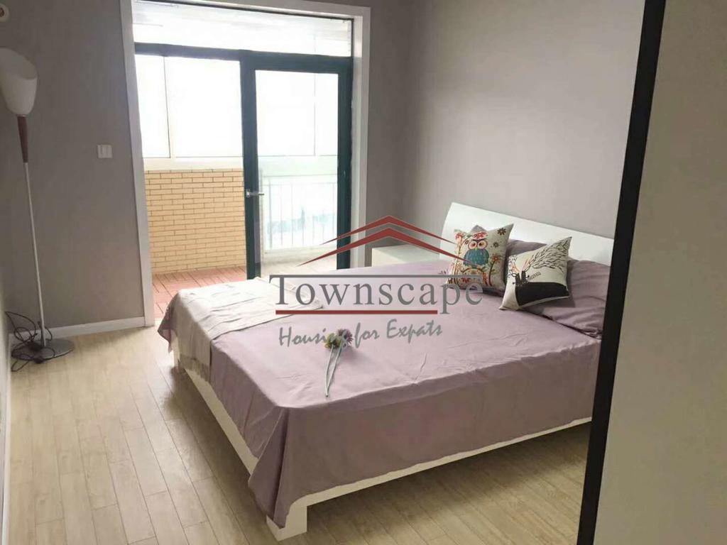  Great Value 4BR Apartment in Jingan