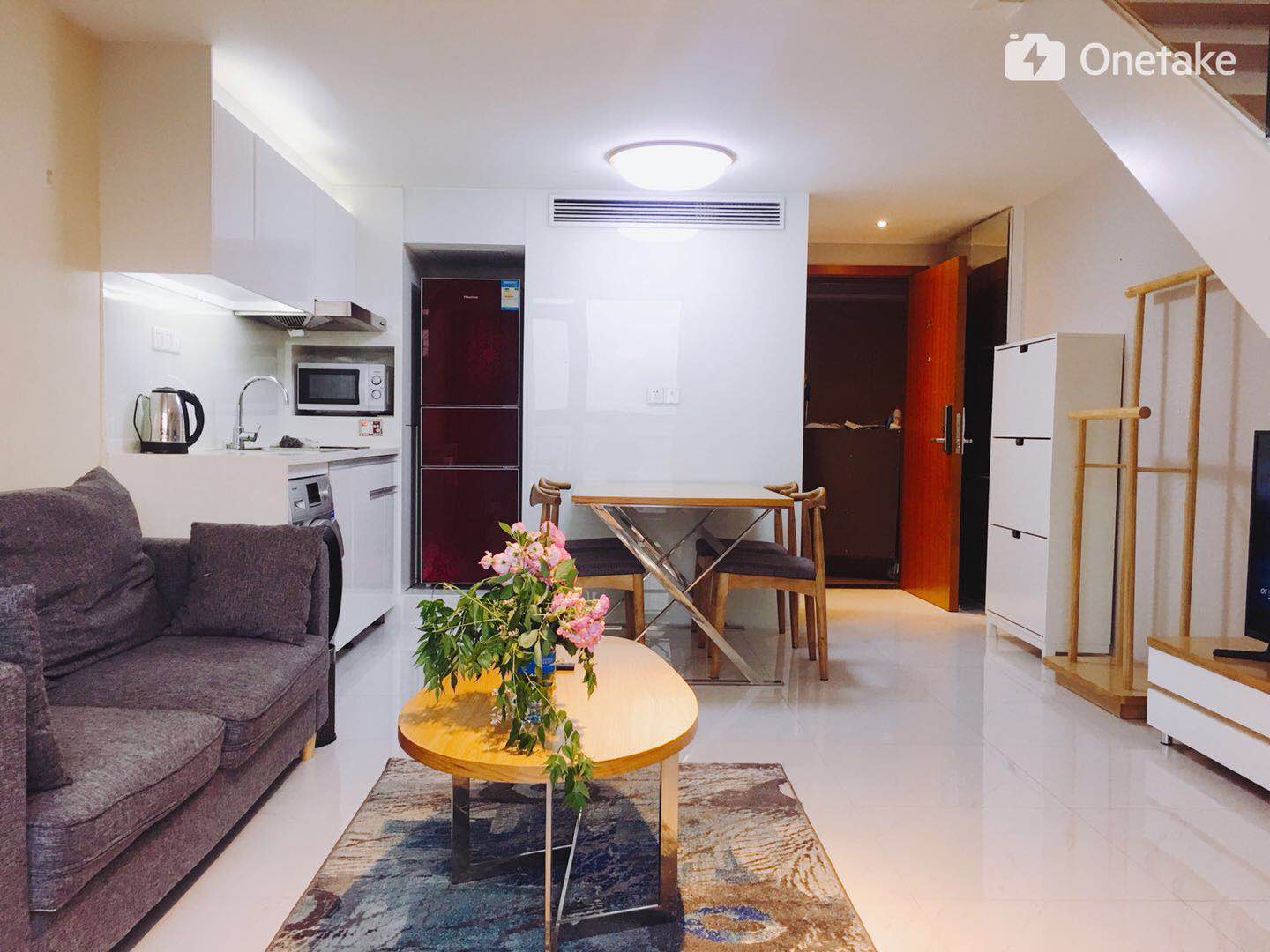  Modern 2BR Duplex in Putuo near Metro 3 and 4