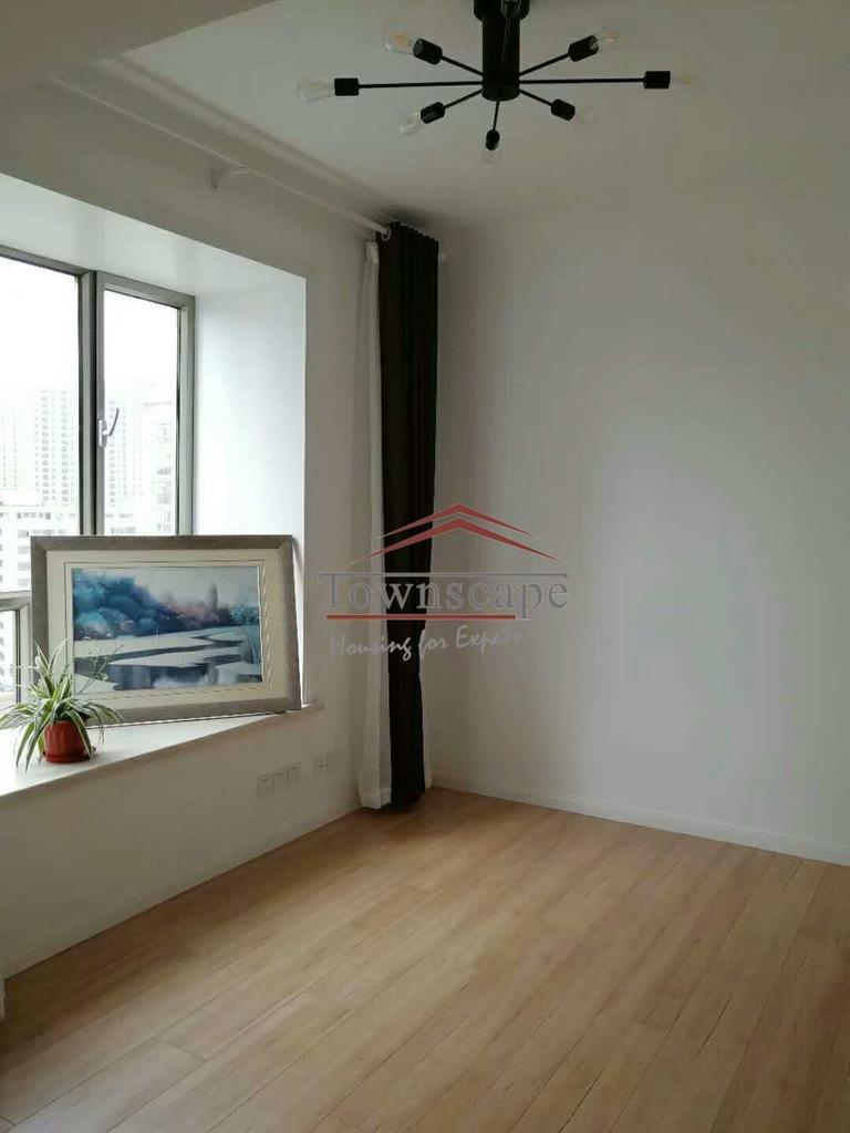  Renovated 4BR Apartment near Zhongshan Park