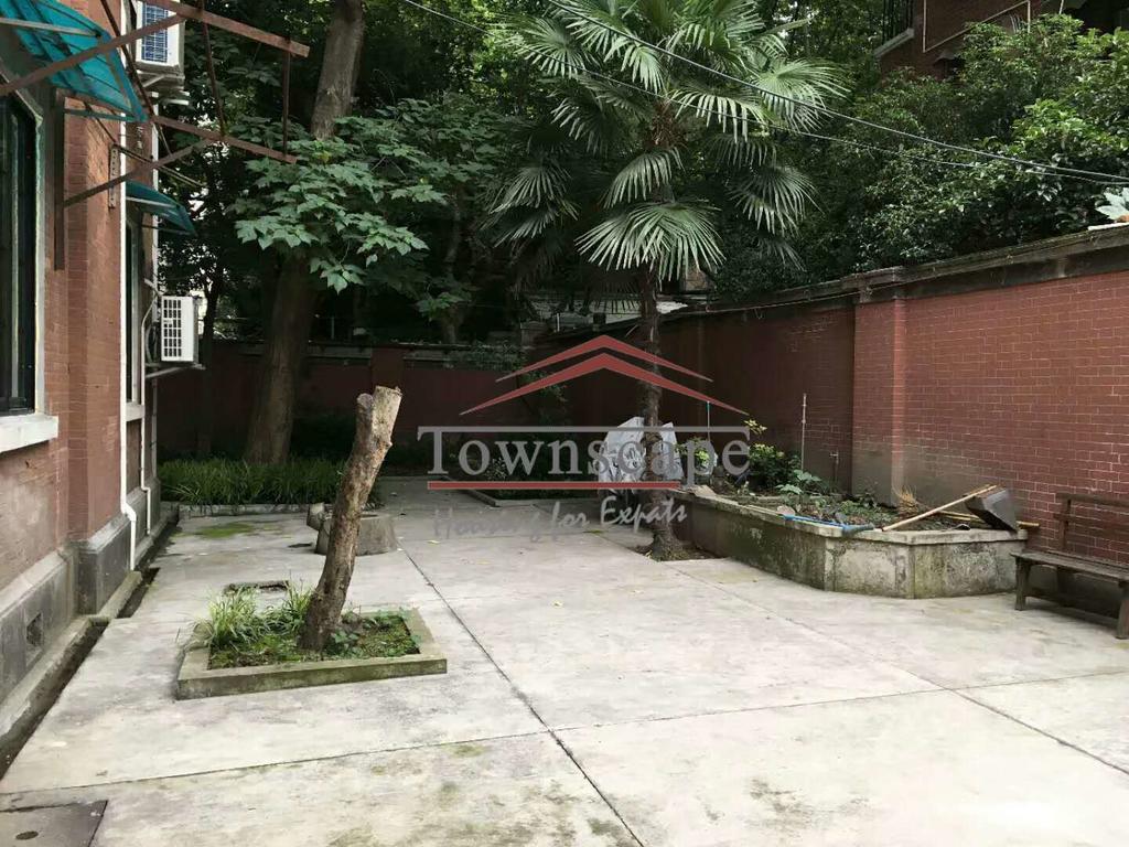  Homey 1BR Apartment in Jingan