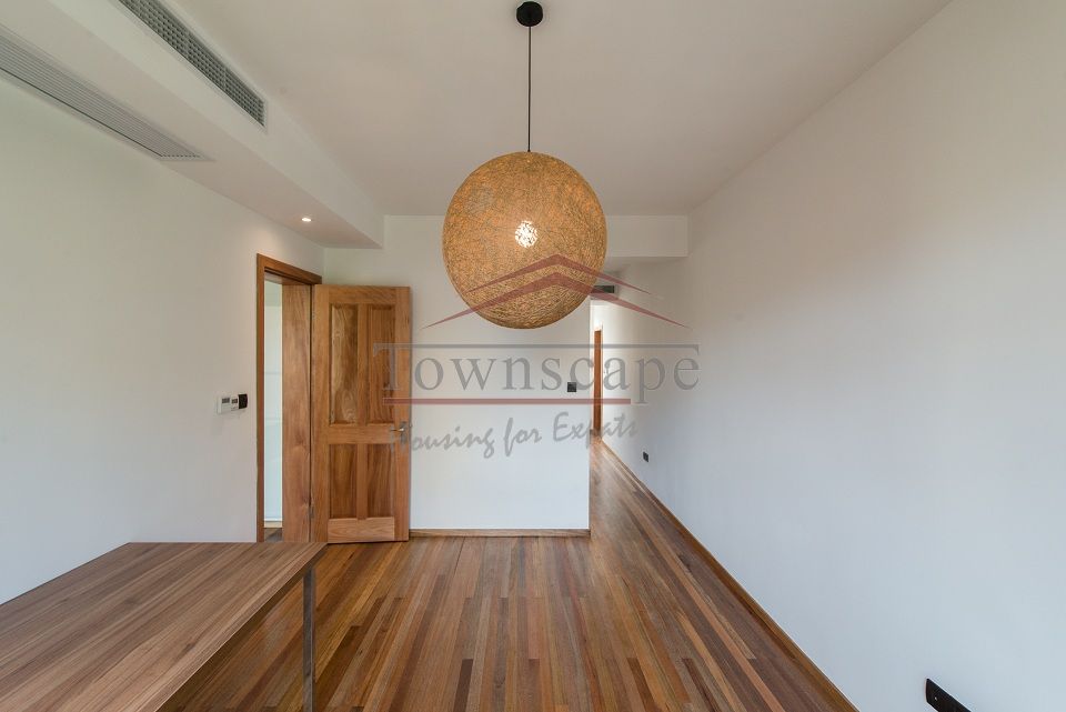  Floor-Heated 2BR Apartment in former French Concession