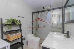  Bright 1BR Apartment near Shanghai Library