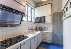  West Nanjing Road: Beautiful Historic Apartment