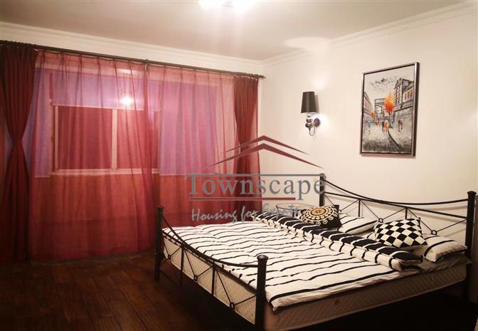  Homey 1BR Apartment in Jingan Temple Area