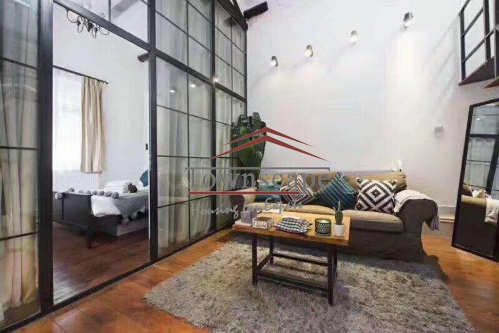  Beautiful 2BR Loft Apartment near West Nanjing Rd Metro