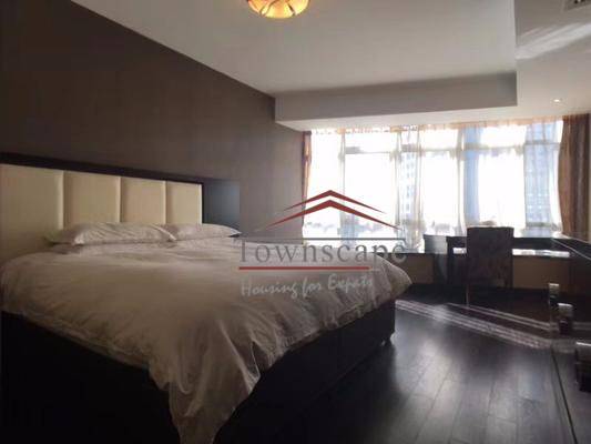  Sunny 2BR Service Apartment in West Nanjing Rd