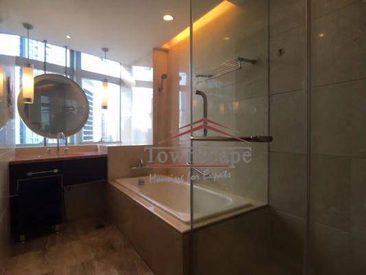  Sunny 2BR Service Apartment in West Nanjing Rd